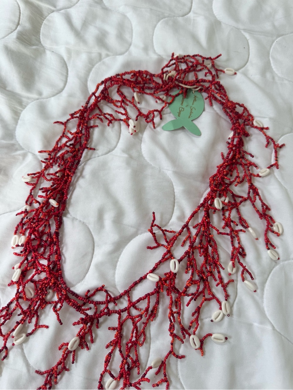 ANTICA SARTORIA RED CORAL BEADED statement NECKLACE with white shells - Picture 7 of 10